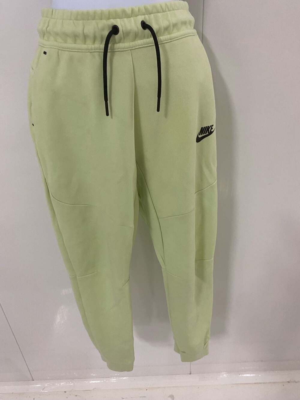 Nike Sportswear Tech Fleece Jogger Sweatpants In Liquid Lime Green